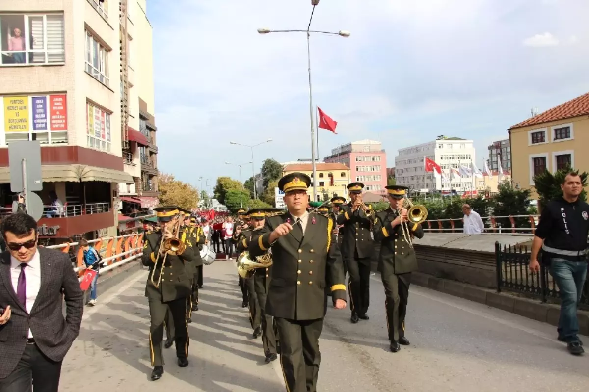 Samsun\'da "Cumhuriyet Yürüyüşü"