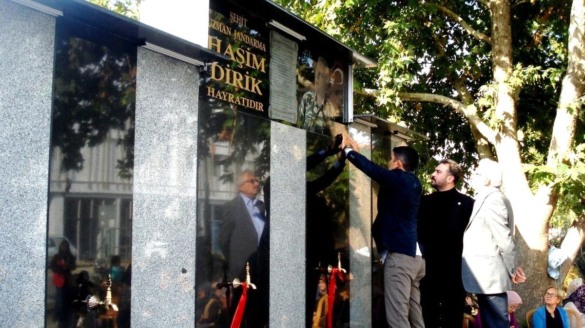 Sarıgöllü Şehit Haşim Dirik\'e Devre Arkadaşlarından Vefa Örneği