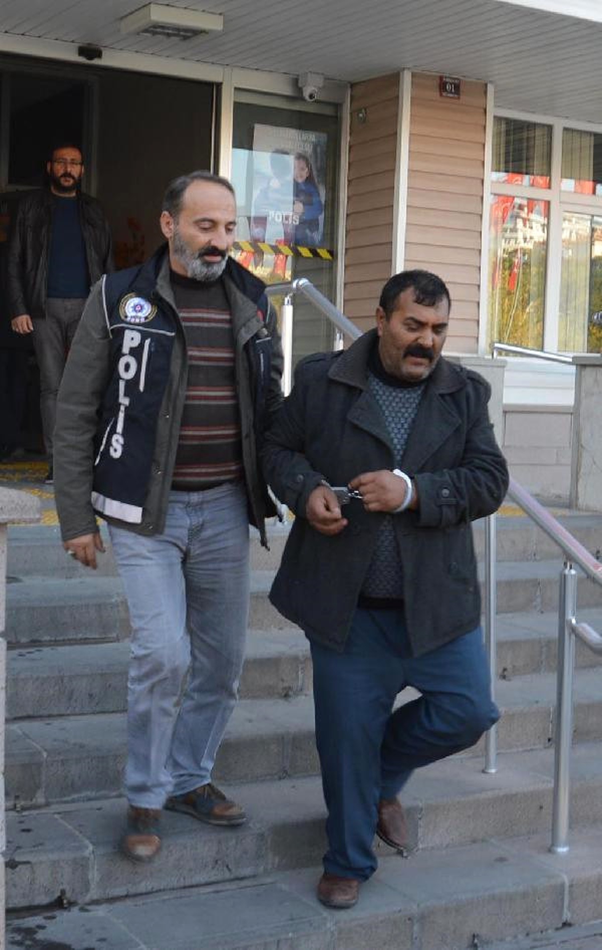 Suçüstü Yakalanan Uyuşturucu Şüphelisi Tutuklandı