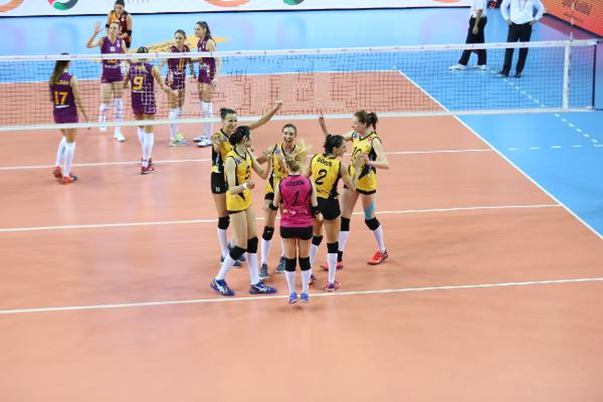 Vakıfbank, Galatasaray\'a Set Vermedi