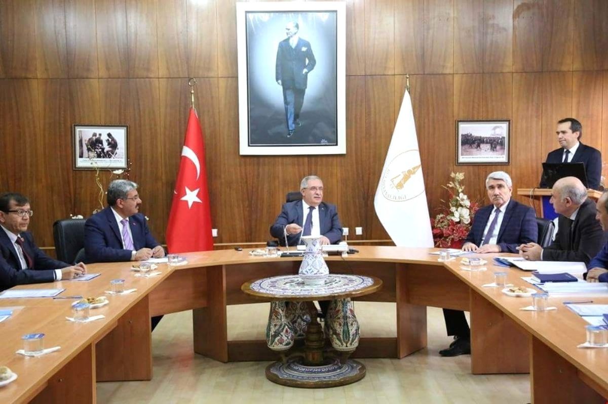 Vali Nayir: Altıntaş Zafer Osb İçin Bir Yol Haritası Çıkarılması Artık Gereklidir