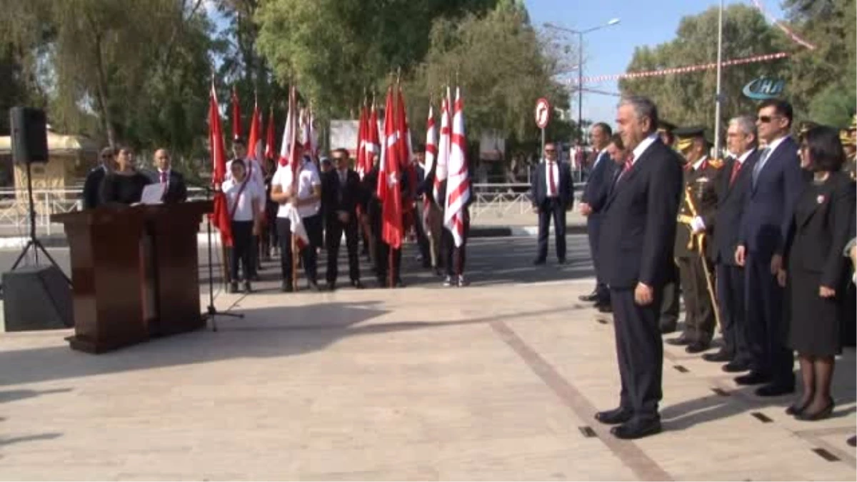 29 Ekim Cumhuriyet Bayramı KKTC\'de Tören ve Etkinliklerle Kutlanıyor- Lefkoşa\'da Atatürk Anıtı...