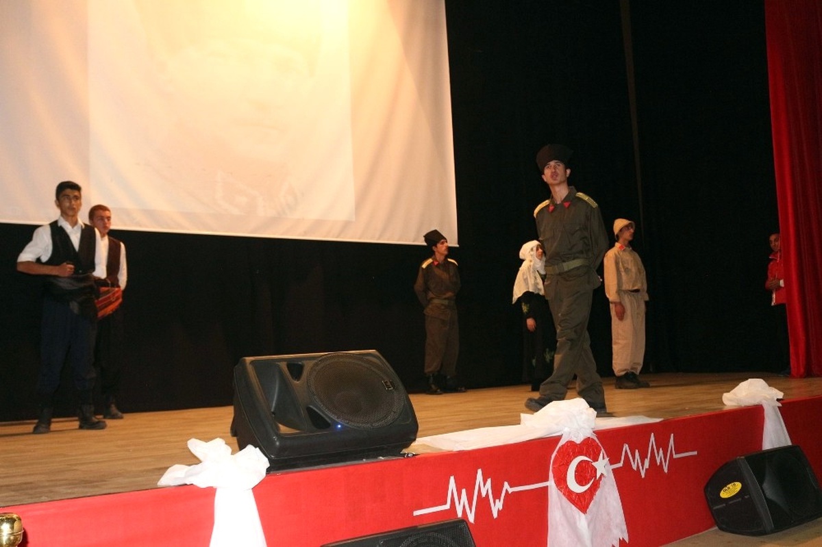 Ağrı\'da 29 Ekim Cumhuriyet Bayramı Kutlamaları