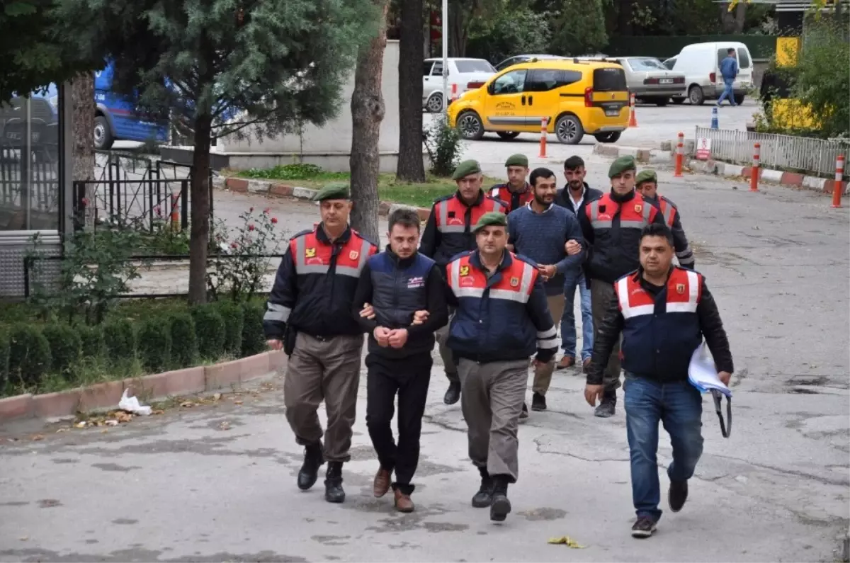 Asker Eğlencesinde Kavga: 5 Yaralı