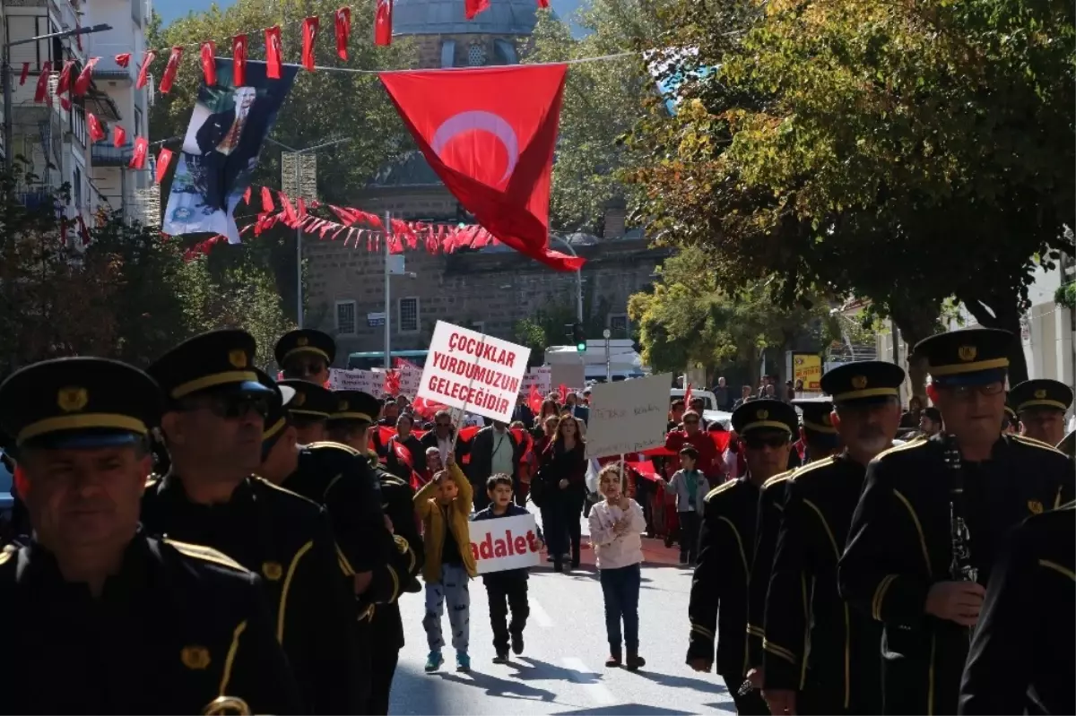 CHP\'den Cumhuriyet Bayramı Töreni