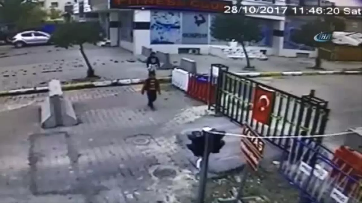 Çocukların Bayrak Sevgisi Kameraya Yansıdı