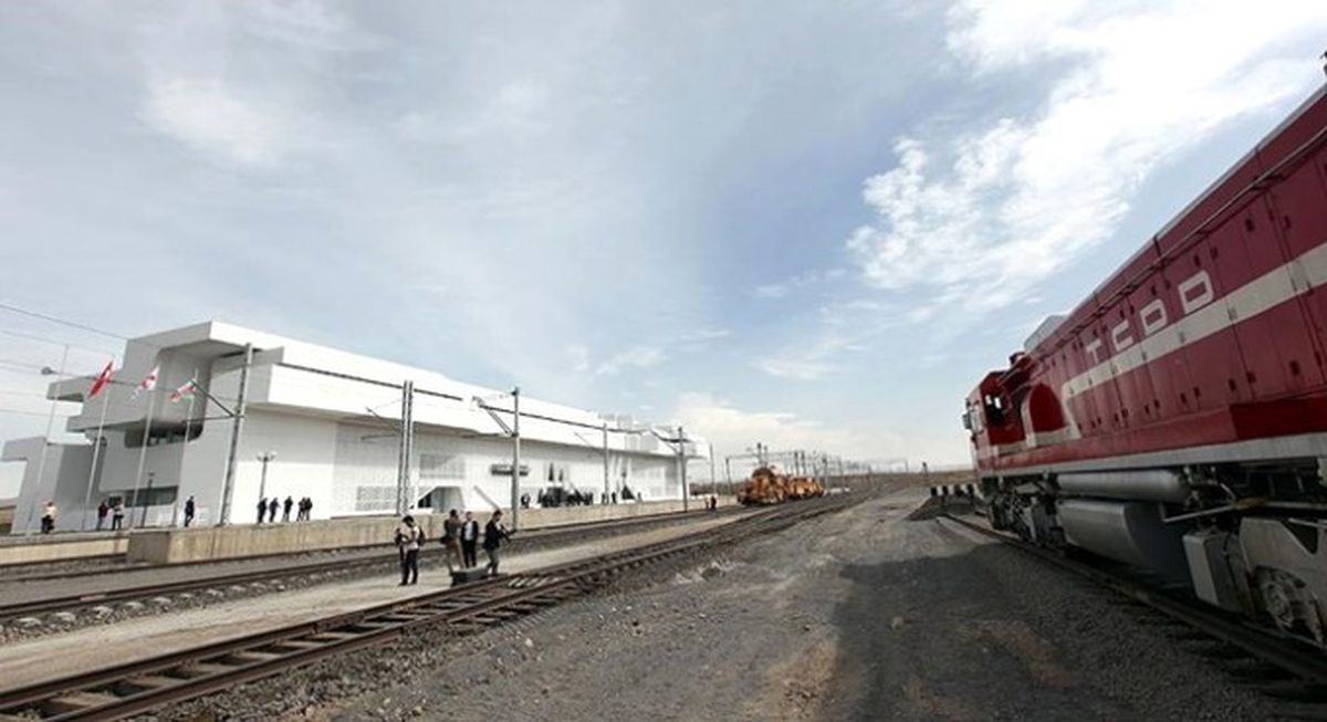 Türk Ekonomisi "Demir İpek Yolu" ile Kazanacak