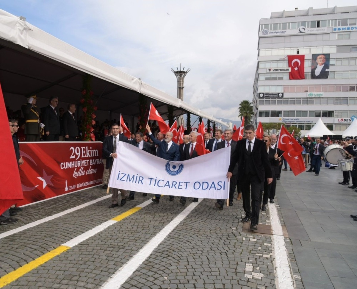 İTO Meclisi Üyelerinin 29 Ekim Coşkusu