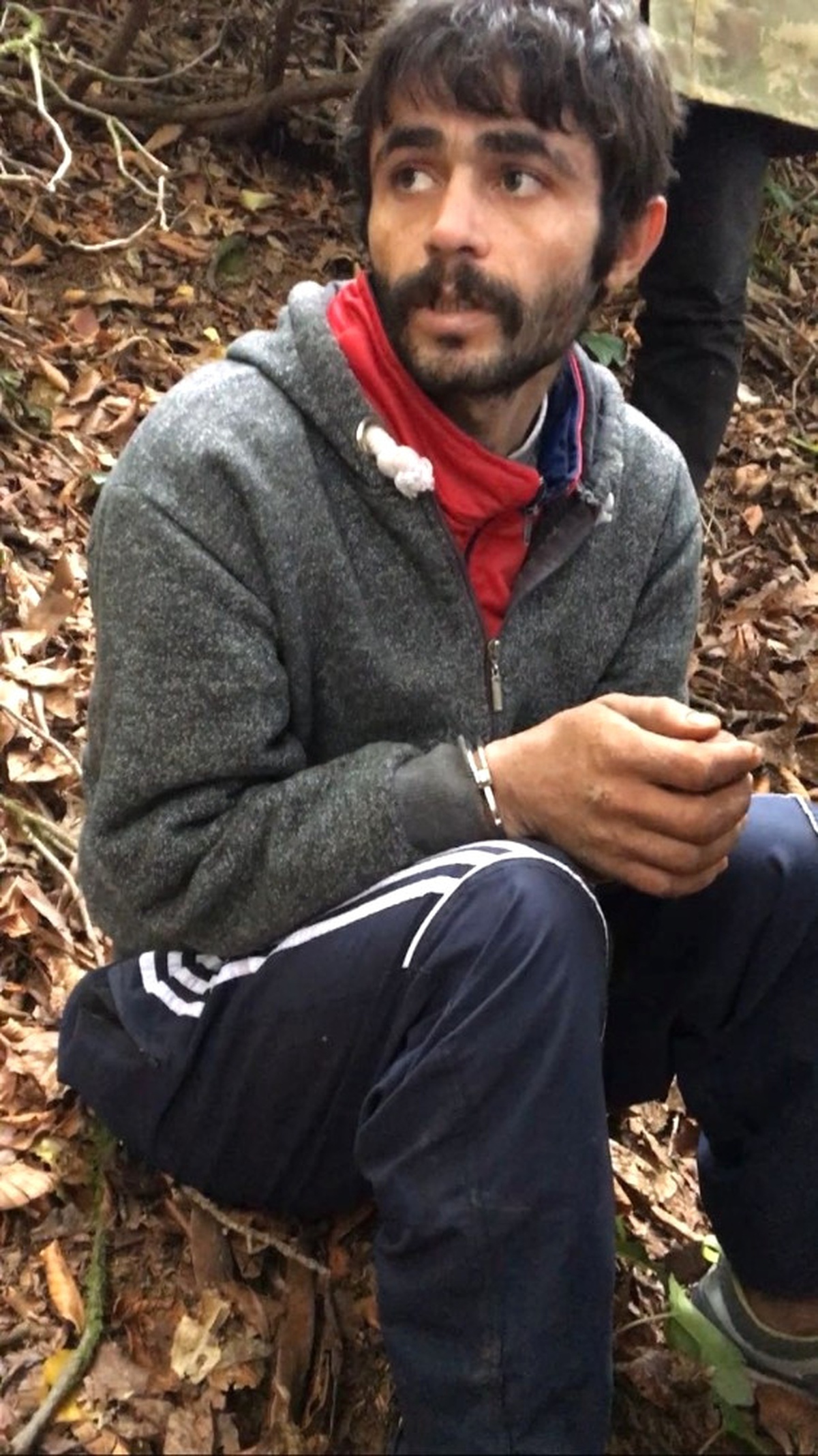 O Terörist, Arazide Fazla Duman Çıkarmadan Nasıl Ateş Yaktıklarını Anlattı