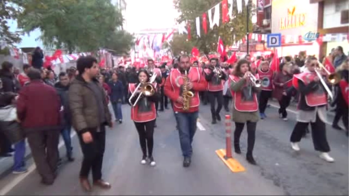 Tekirdağ\'da Fener Alayı Yürüyüşü