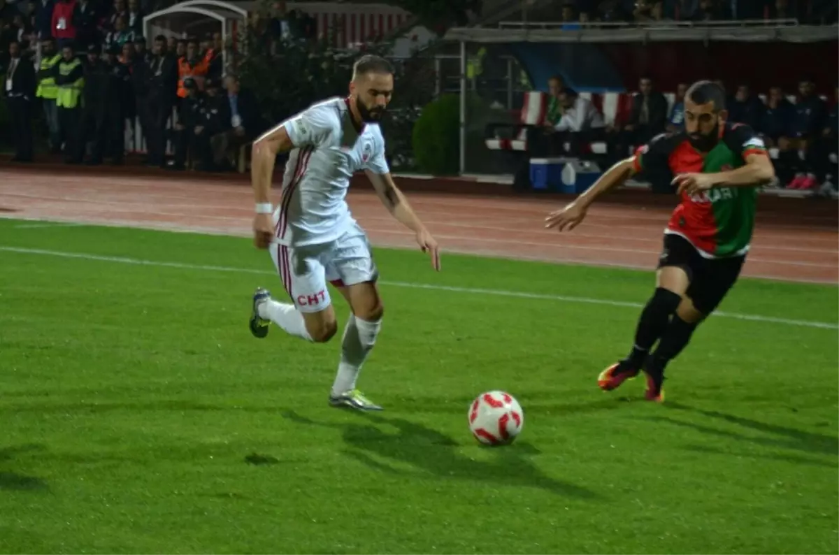 Tff 2. Lig: Kahramanmaraşspor: 3 - Karşıyaka: 3