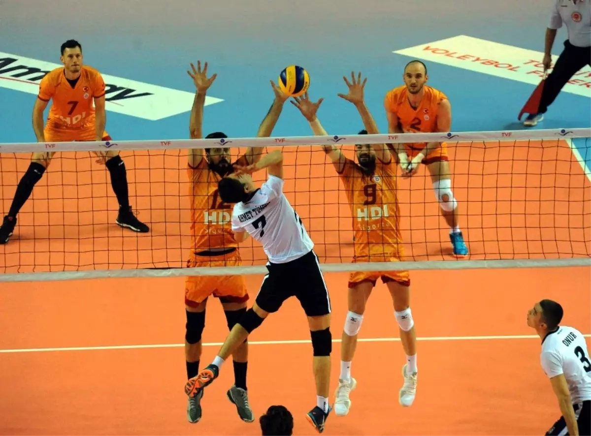 Voleybol Efeler Ligi: Galatasaray Hdı Sigorta: 3 - Beşiktaş: 0