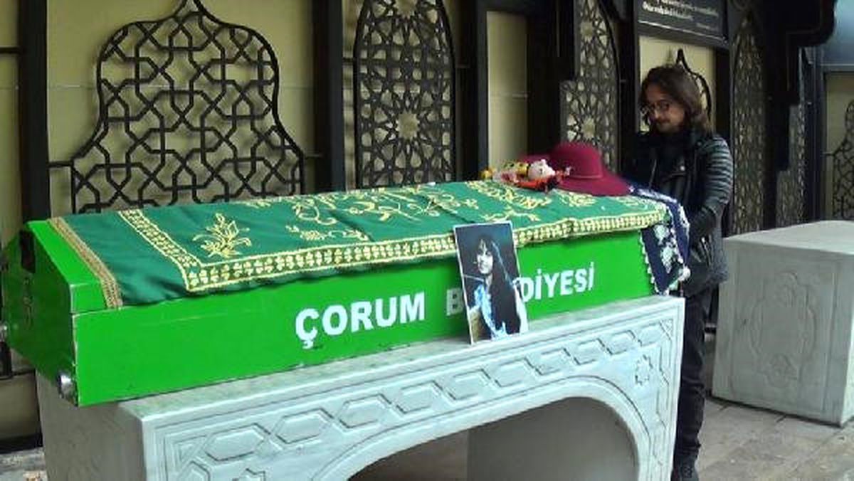11 Yaşındaki Duru, Gözyaşlarıyla Uğurlandı