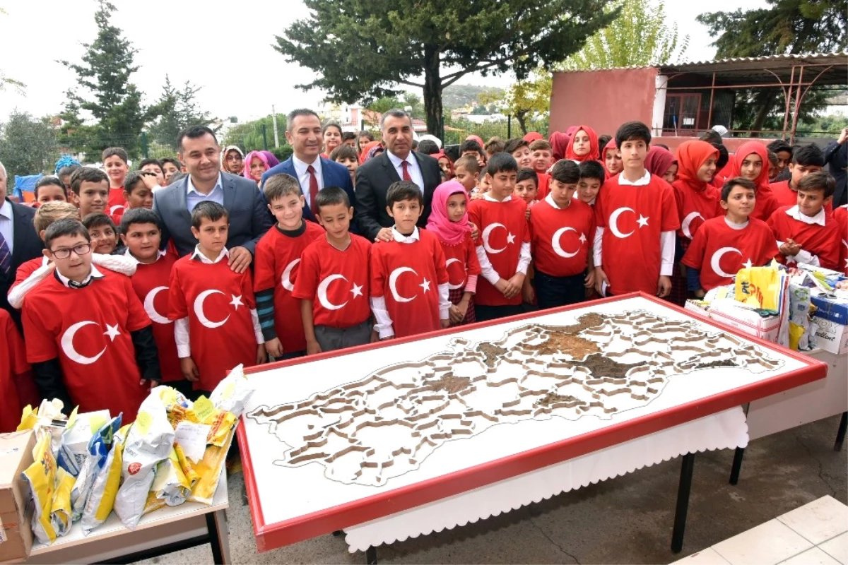 81 İlden Gelen Toprakla Türkiye Haritası Yaptılar