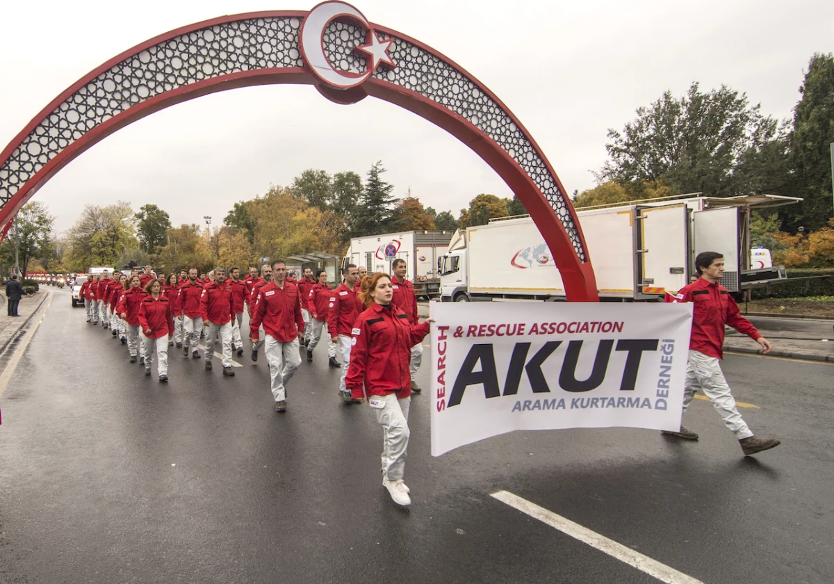 Akut Cumhuriyet Bayramı Resmi Töreninde