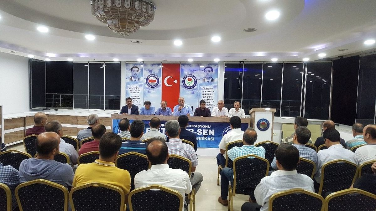 Başkan Deniz\'den Öğretmenlerin Performans Açıklaması