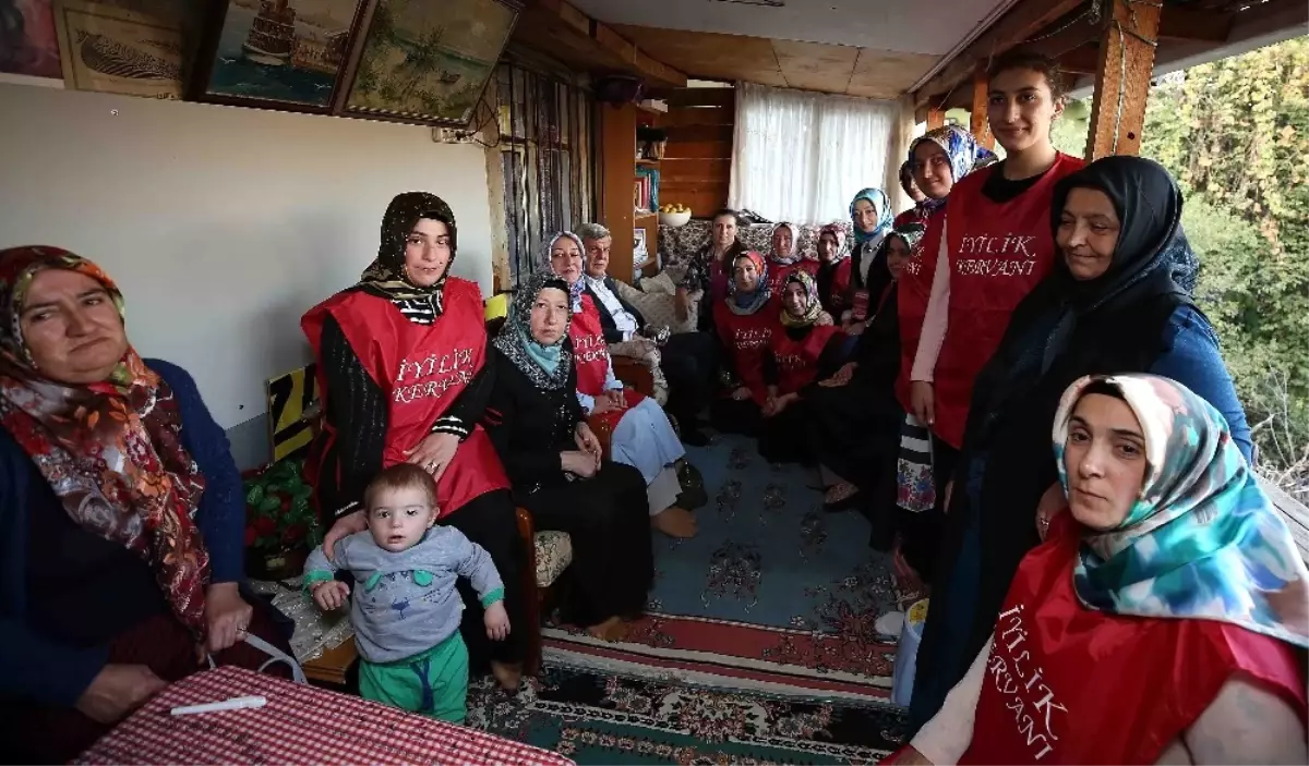 Başkan Karaosmanooğlu, İyilik Kervanı Başkanı Asiye Gül\'ü Ziyaret Etti