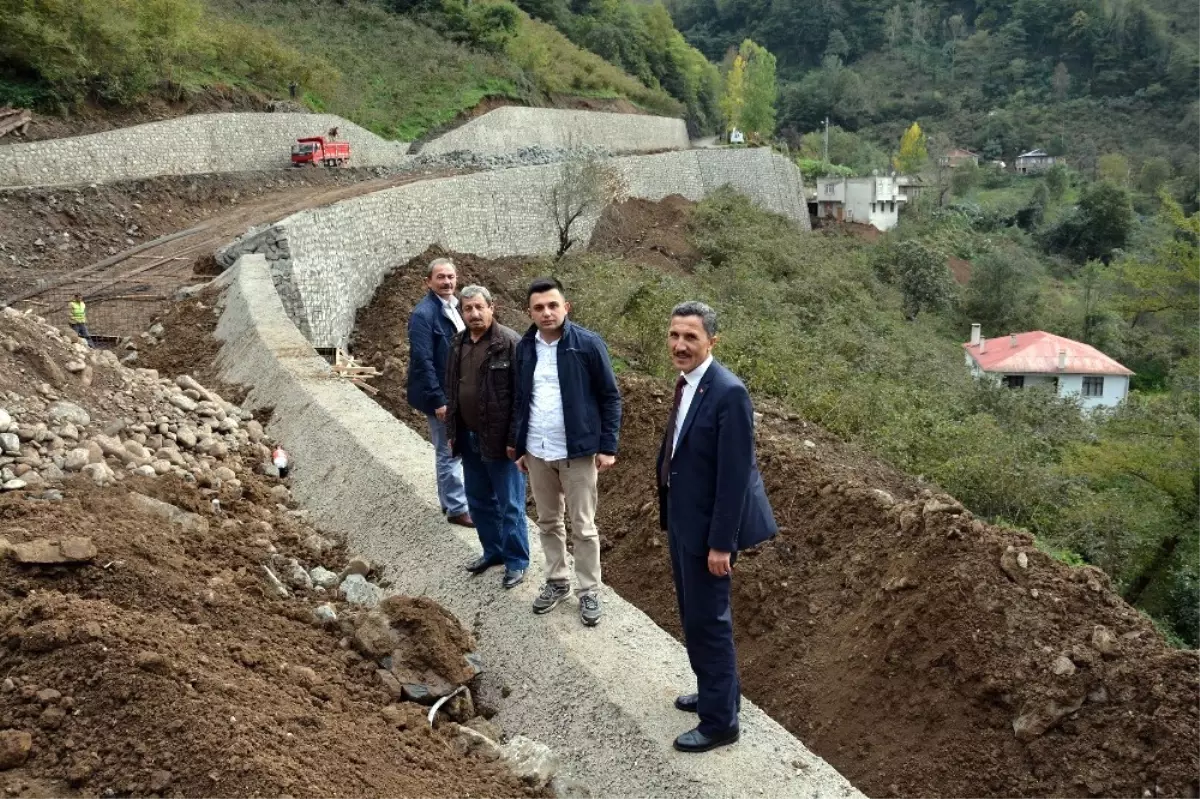 Başkan Kaya, Yol Çalışmalarını İnceledi