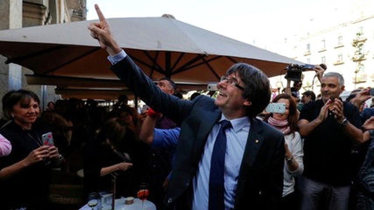 Başsavcıdan Carles Puigdemont\'a Suç Duyurusu