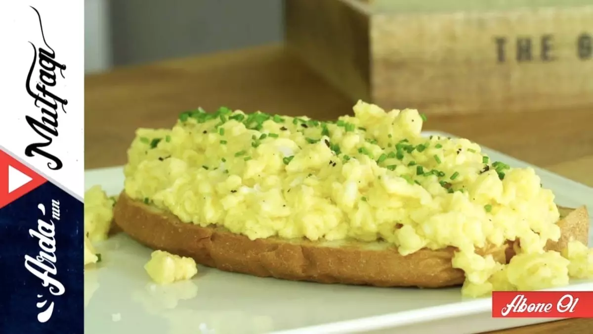 Efsane Çırpılmış Yumurta Tarifi - Scrambled Eggs - Arda\'nın Mutfağı