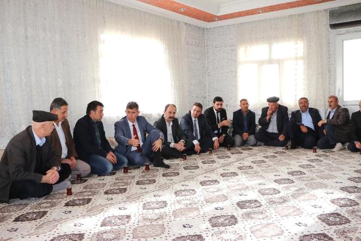 Feyzioğlu, Şırnak\'taki Göçükte Hayatını Kaybeden İşçilerin Ailelerini Ziyaret Etti