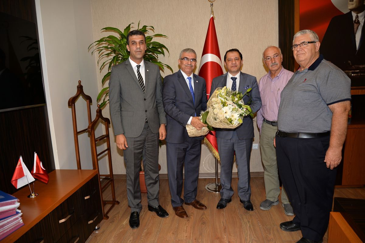 İl Emniyet Müdürü Yıldız; Kızılay Türkiye\'nin Şefkat Elidir