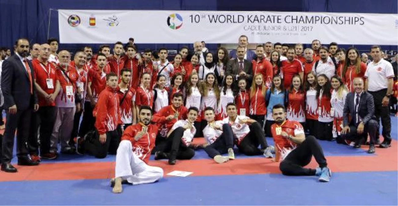 Karate Milli Takımı Dünya Üçüncüsü