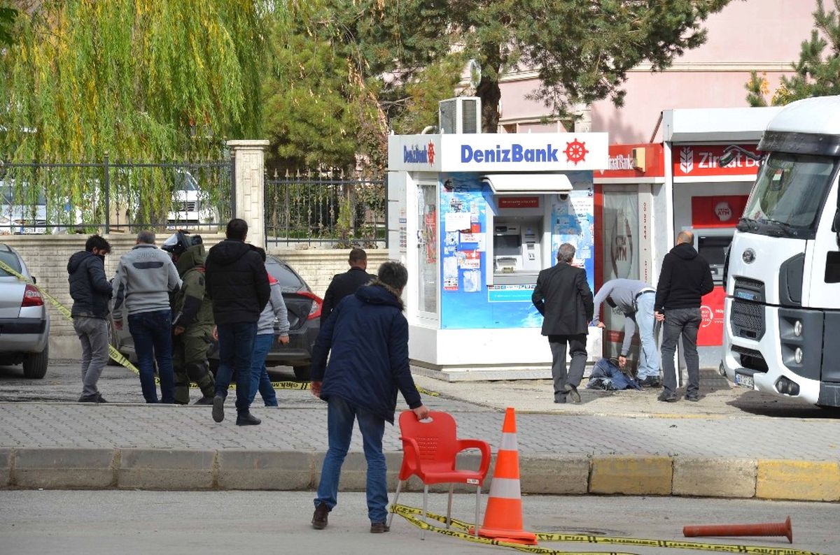 Muş\'ta Şüpheli Çanta Alarmı