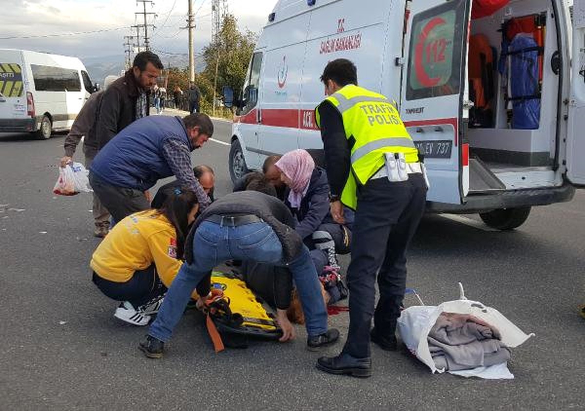 Otomobilin Çarptığı Kadın, Ağır Yaralandı