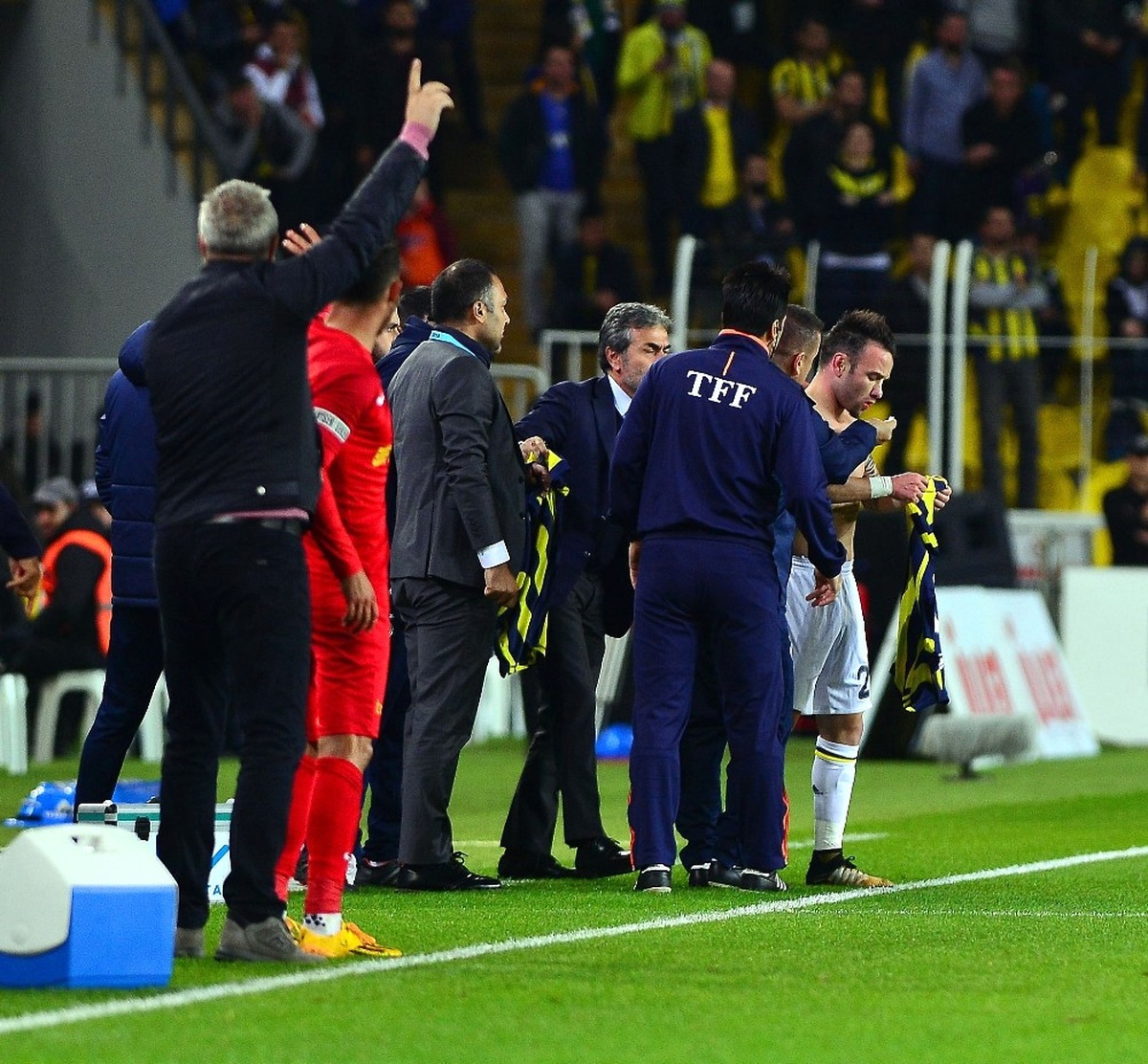 Süper Lig: Fenerbahçe: 1 - Kayserispor: 1 (İlk Yarı)