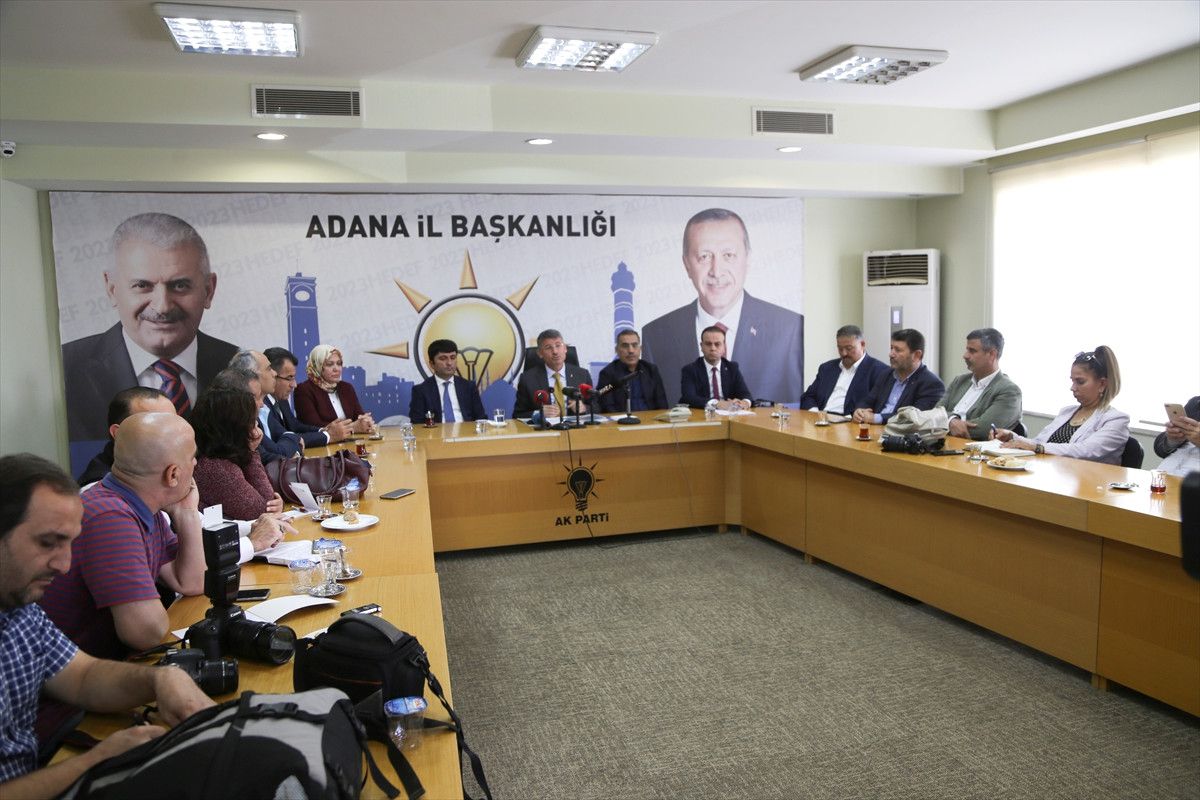 Adana\'da Yapımı Devam Eden Devlet Bahçeli Köprüsü