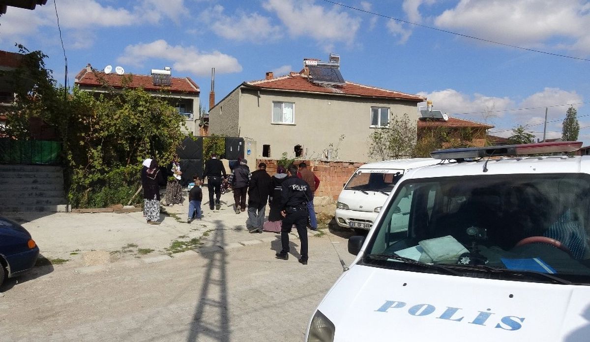 Afyonkarahisar\'da Karbonmonoksit Zehirlenmesi: 1 Ölü