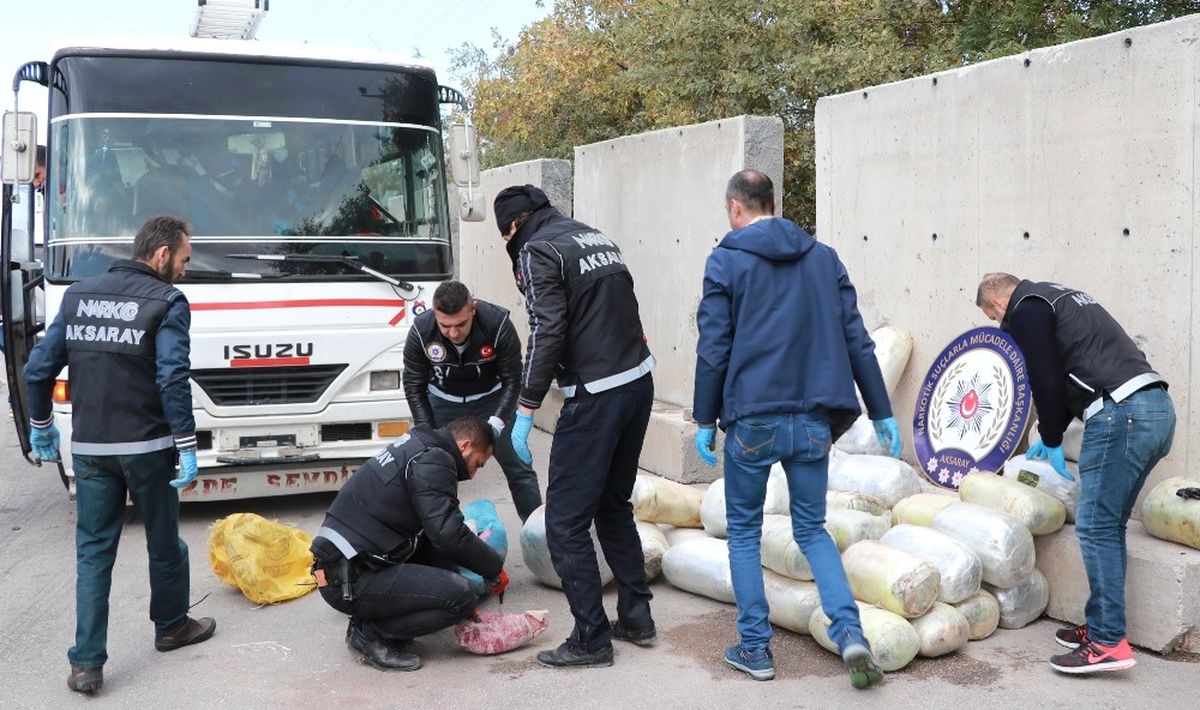 Aksaray\'da Suriyeliler 220 Kilo Esrarla Yakalandı