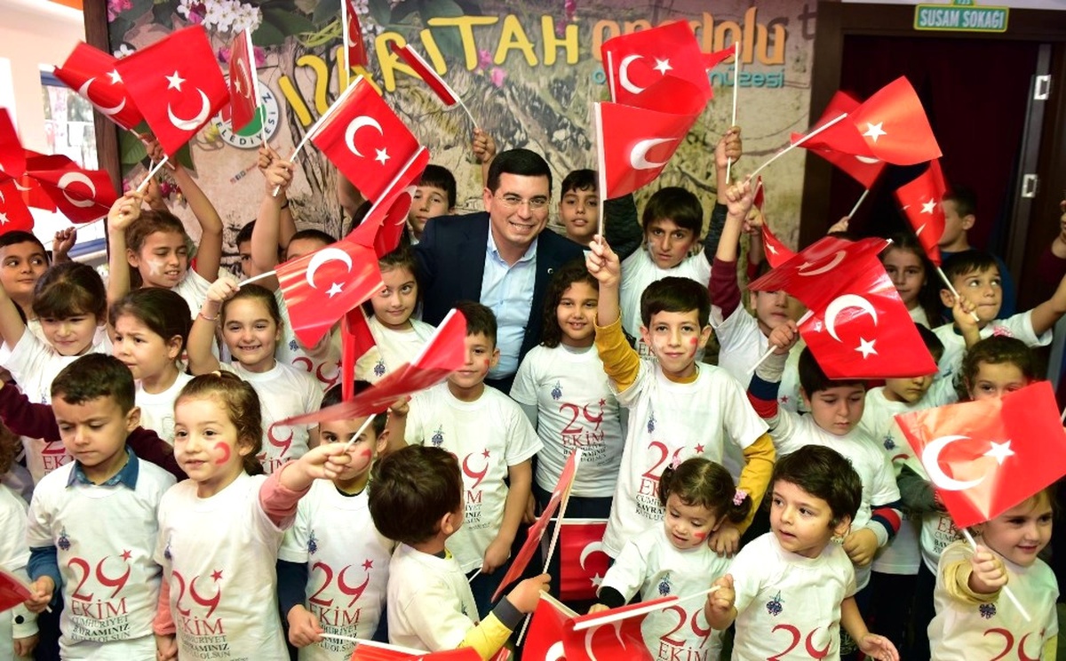 Anadolu Oyuncak Müzesi\'nde Cumhuriyet Coşkusu