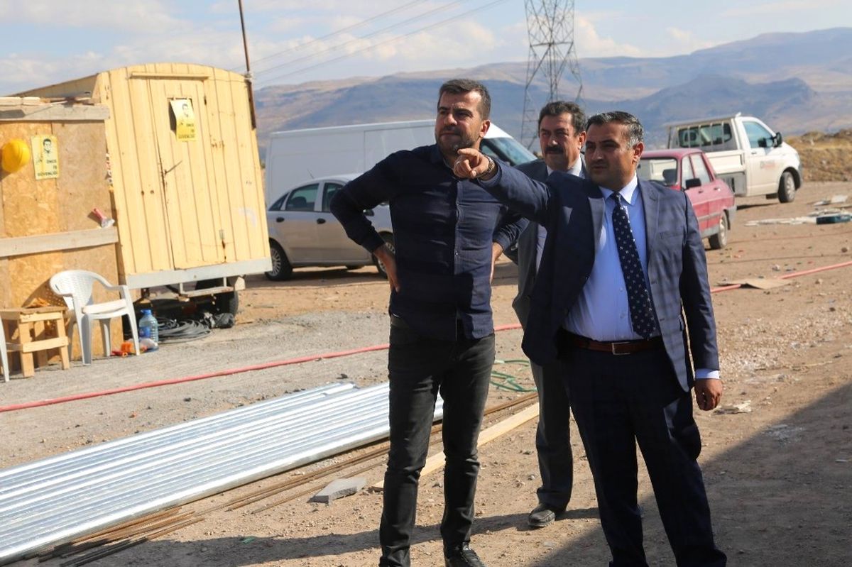 Başkan Cabbar Geri Dönüşüm Tesisindeki Çalışmaları İnceledi