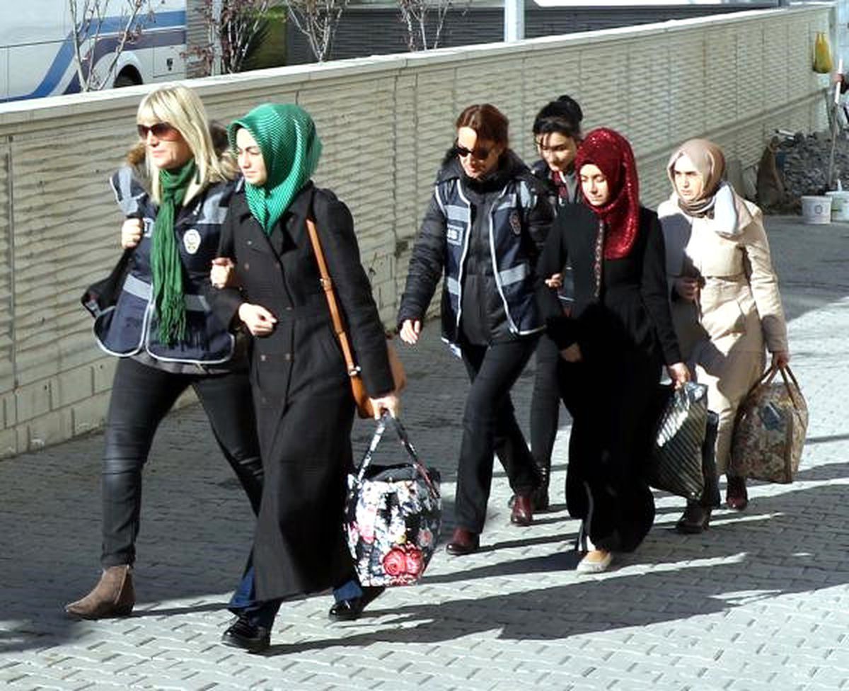 Bylock\' Şüphelileri Adliyeye Sevk Edildi