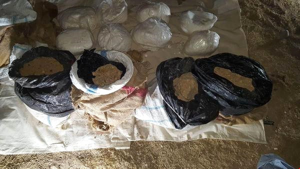 Cizre\'de Toprak Altından PKK Cephanesi Çıktı