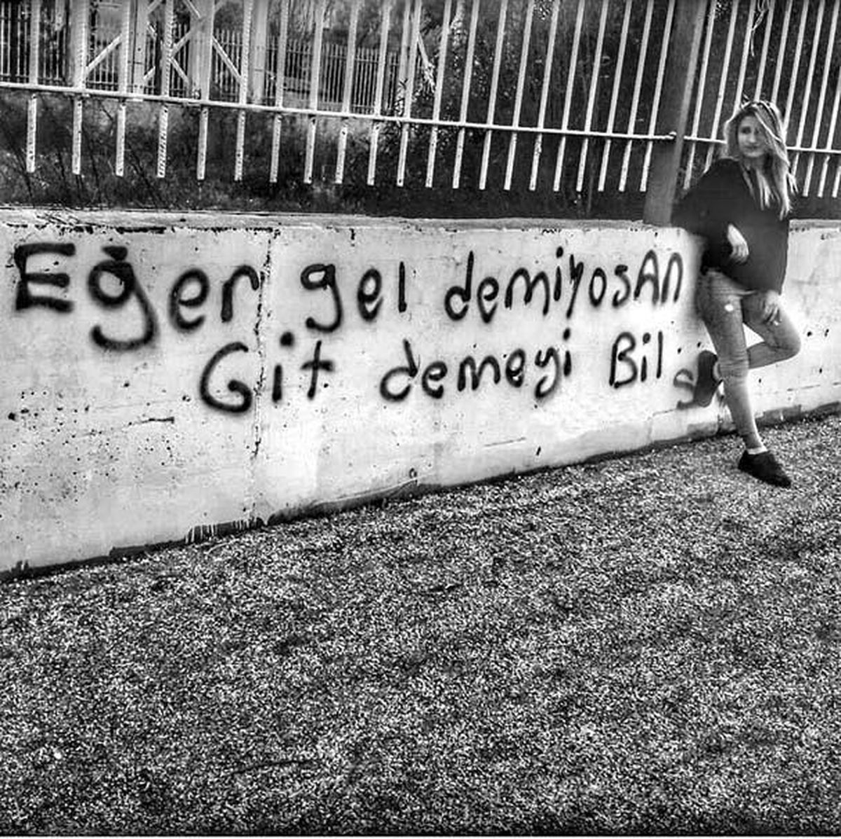 Genç Kız Katilini Cep Telefonuna Kaydetti