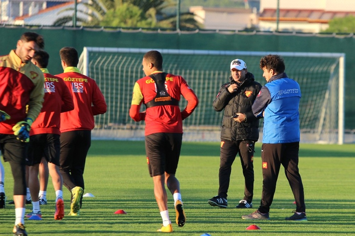 Göztepe\'de Beşiktaş Maçı Hazırlıkları Sürüyor