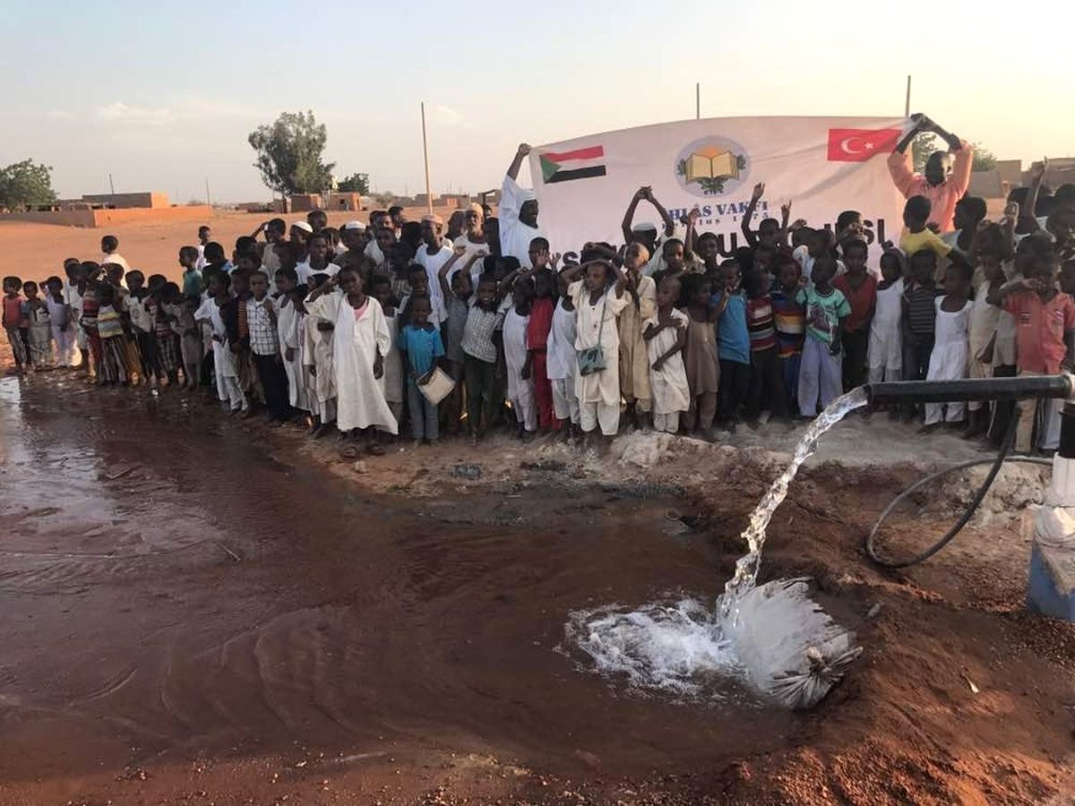 İhlas Vakfı\'ndan Sudan\'da Su Kuyusu