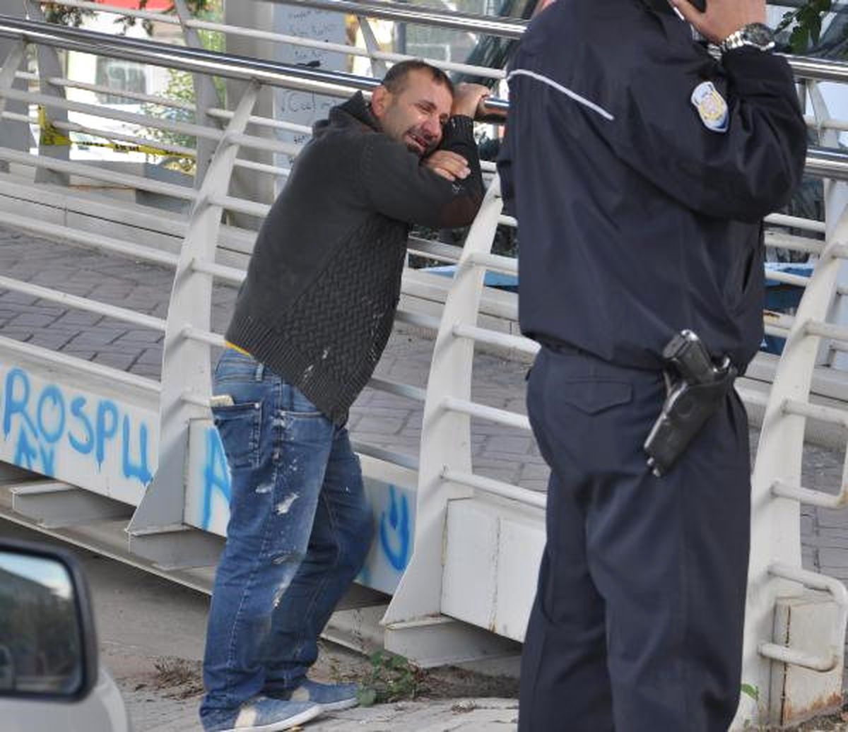 İnşaatın Ahşap İskelesinden Düşen İşçi Öldü