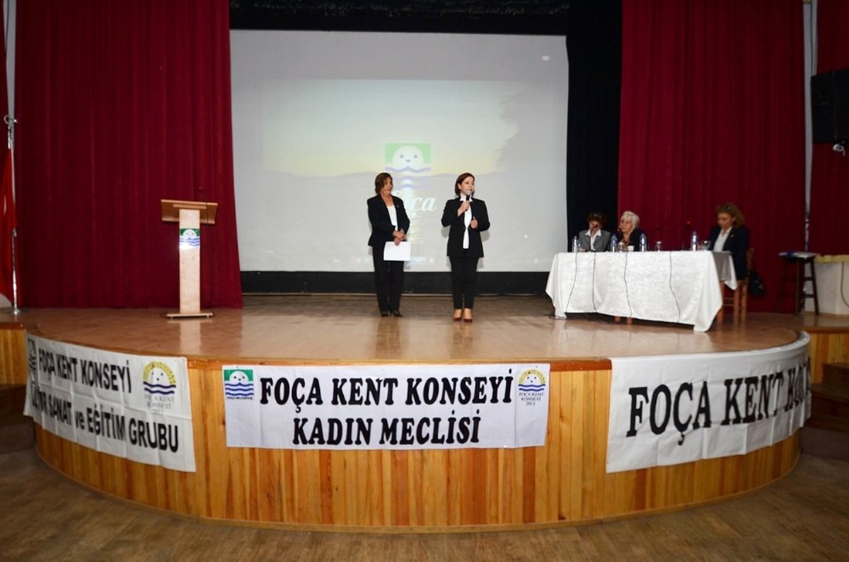 Kadın Meclisleri Foça\'da Bir Araya Geldi