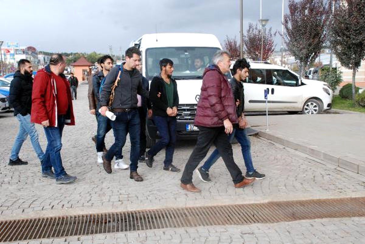 Kastamonu Merkezli 3 İlde Deaş Operasyonu: 3 Gözaltı