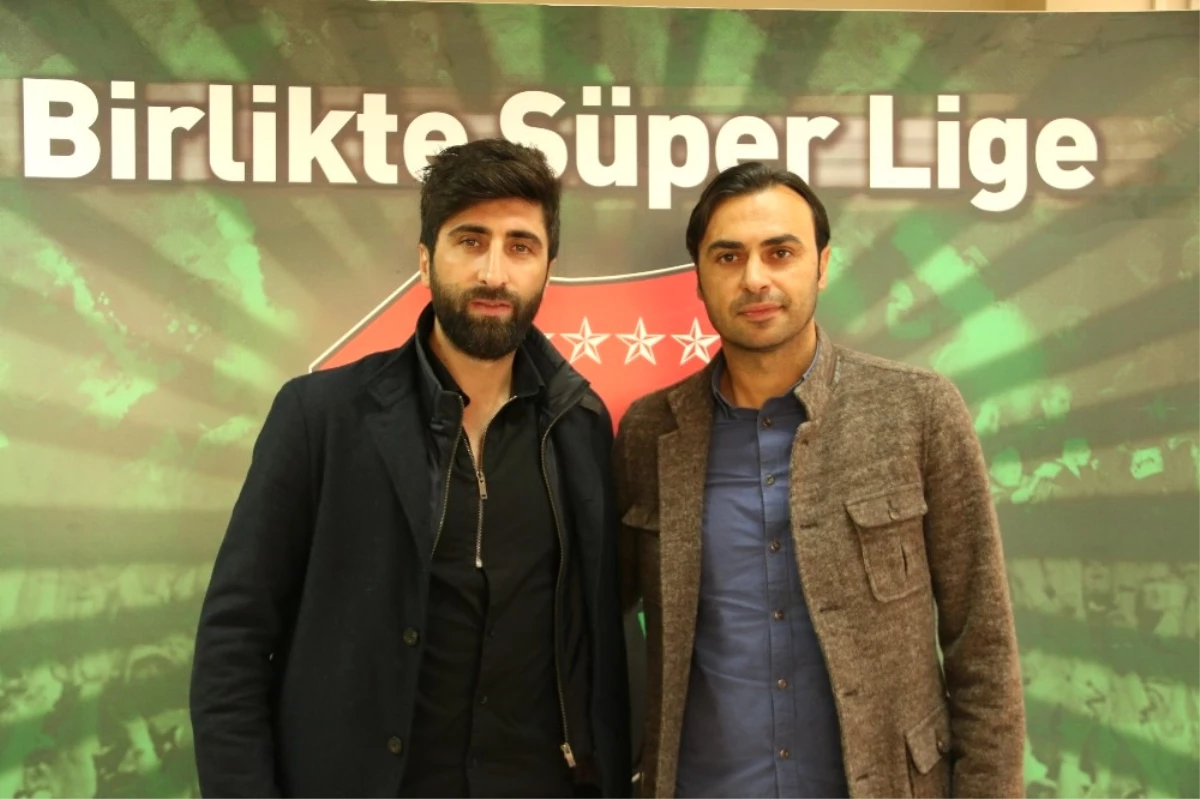 Ligin Dibine Demirleyen Kocaeli Birlikspor\'da İstifa