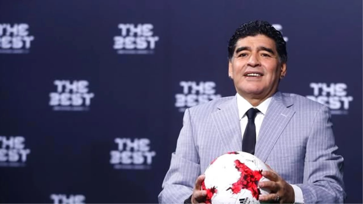 Efsane Futbolcu Maradona, Arjantin Teknik Direktörü Sampaoli\'ye "Şarlatan" Dedi
