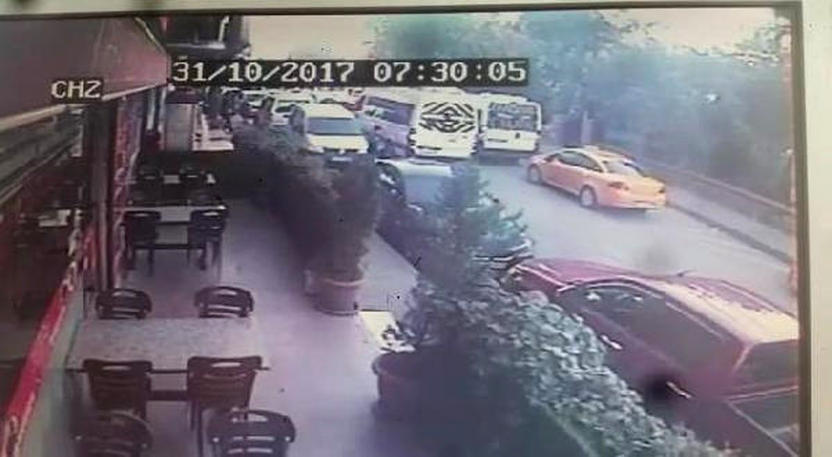 Öğrenci Servisi Sürücüsüne Silahlı Saldırı Anı Kamerada