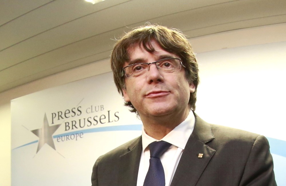 Puigdemont: "Madrid\'in Agresif Tutumuna Karşı Buradan Demokrasiyi Savunmaya Devam Edeceğiz"