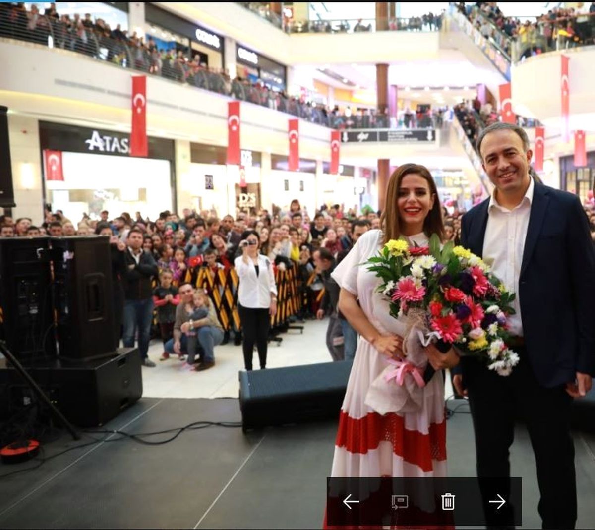 Simge ile 94.yıl Coşkusu
