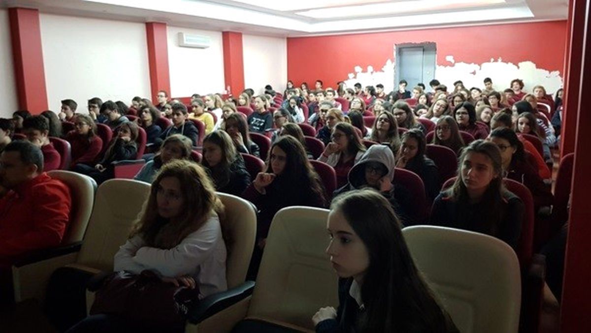 Uygulamalı Çevre Eğitimleri Ebru Naim Fen Lisesi\'nde Başladı