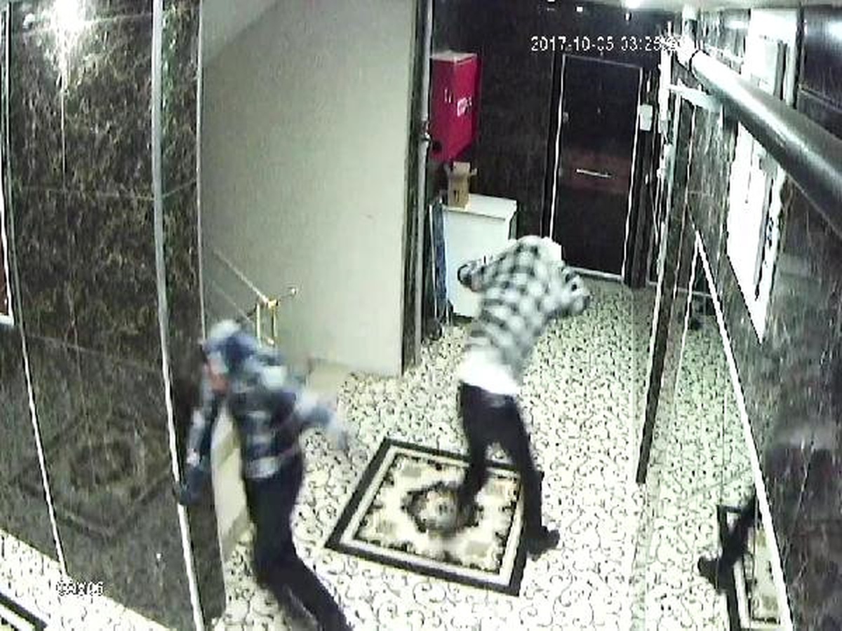 Uyuyan Kadının Ağızını Kapatıp, Soygun Yaptılar